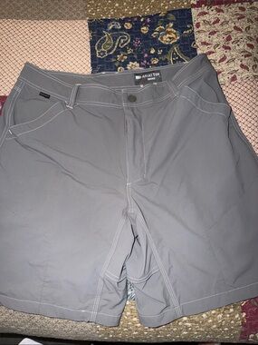 Ariat Tek men’s shorts